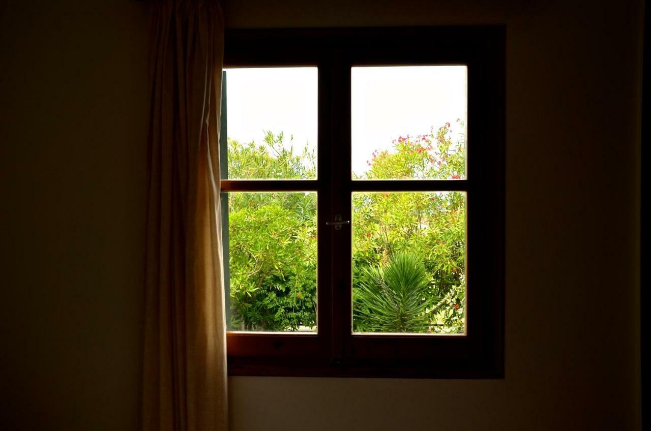 Kostas' Garden Apartment