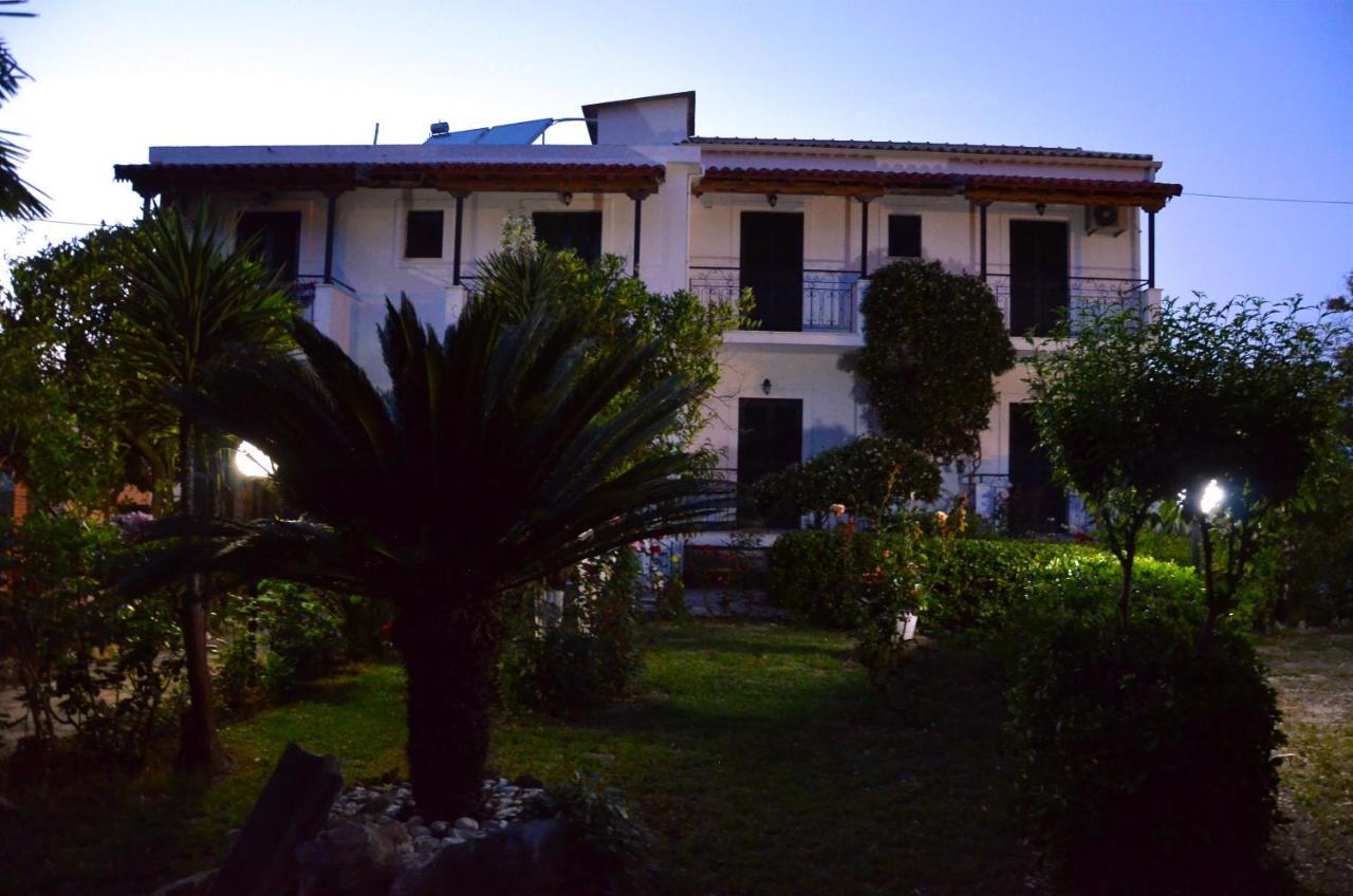 Apartment Kostas' Garden Roda (Corfu)